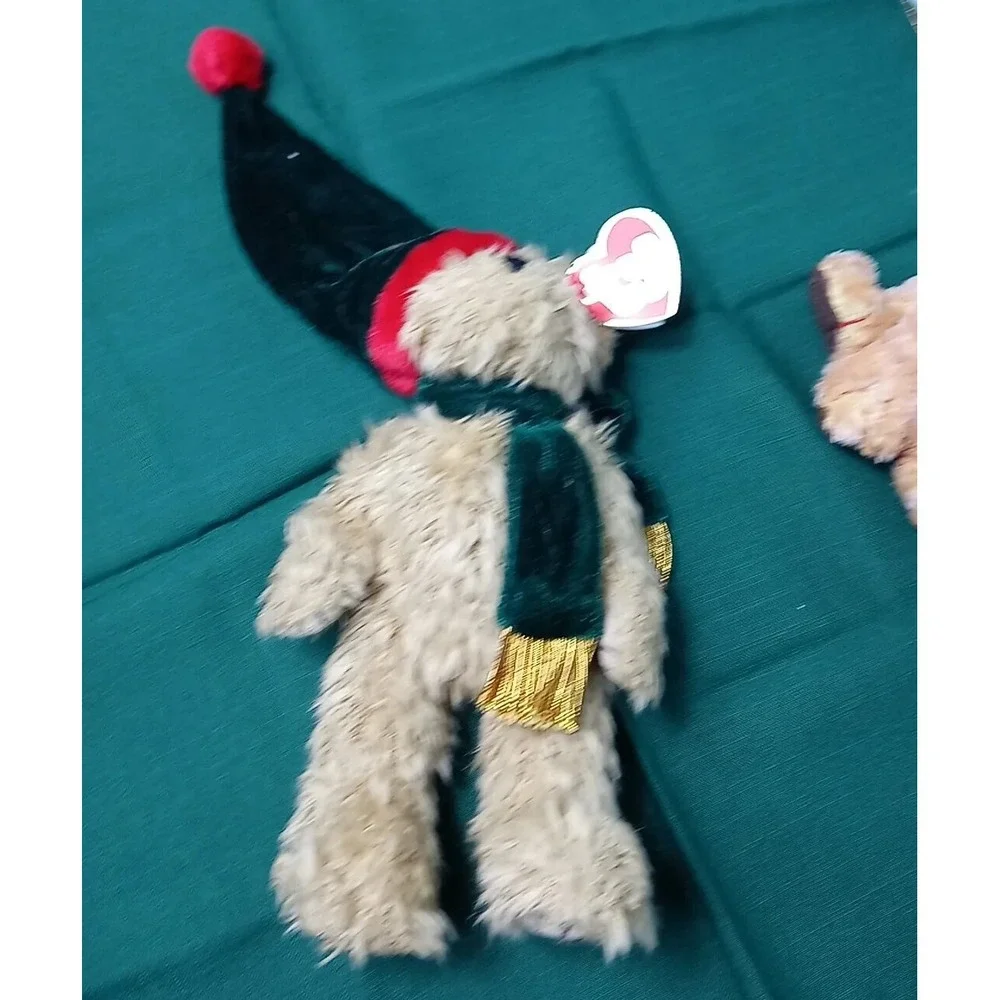 Lot Of 2 Christmas TY Beanie Babies JinglePup & Spruce Attic Treasures Santa Hat
